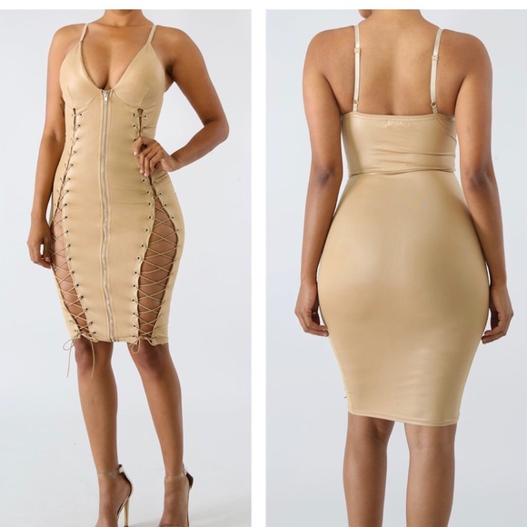 Dresses & Skirts - Bodycon Dress